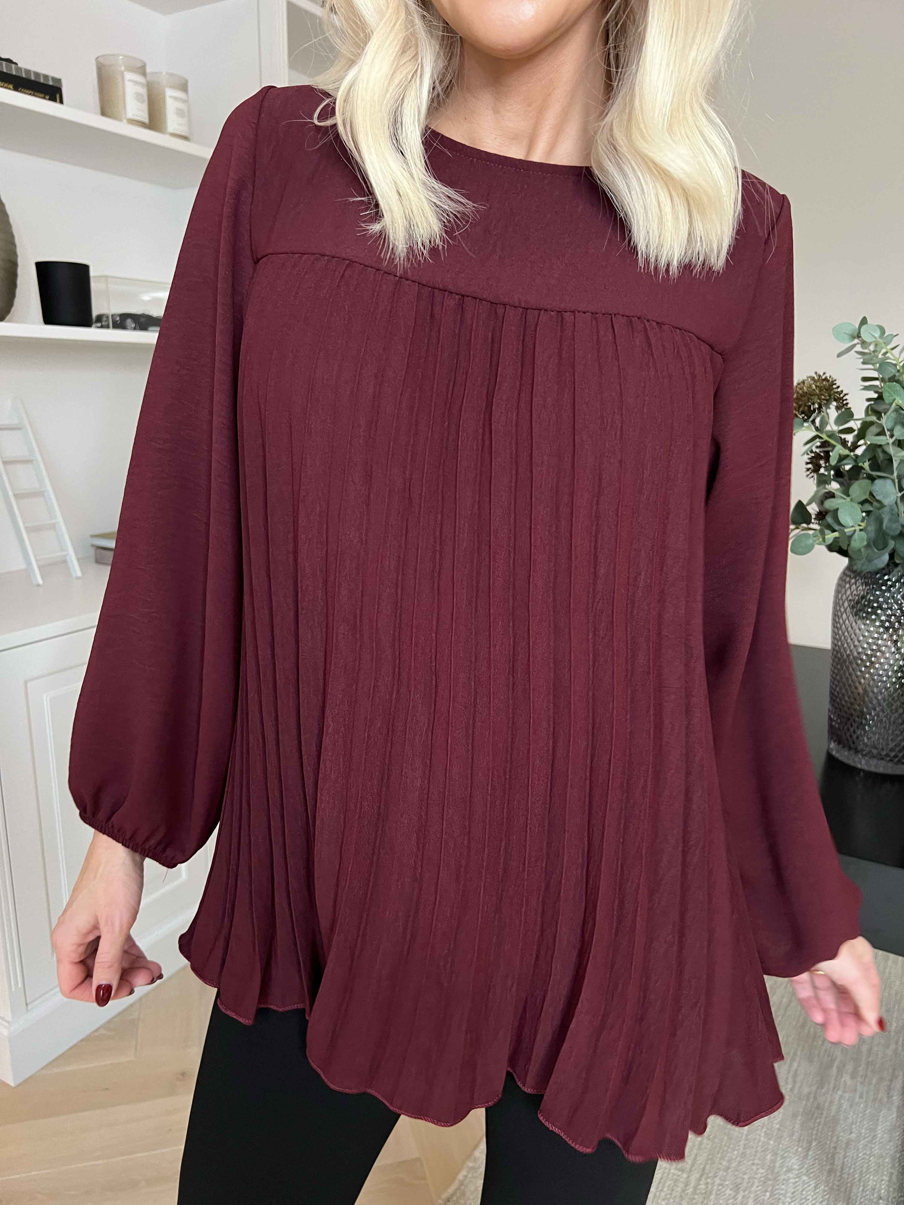 Nancy Shirt L/S - Sød bluse med plisseringer